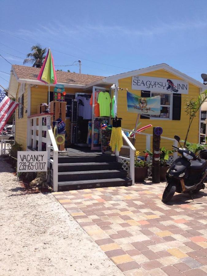 The Sea Gypsy Inn Fort Myers Beach Exterior photo